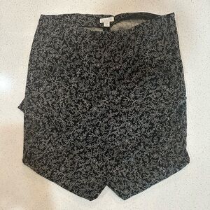 J.Jill Floral Black and White Women's Pants